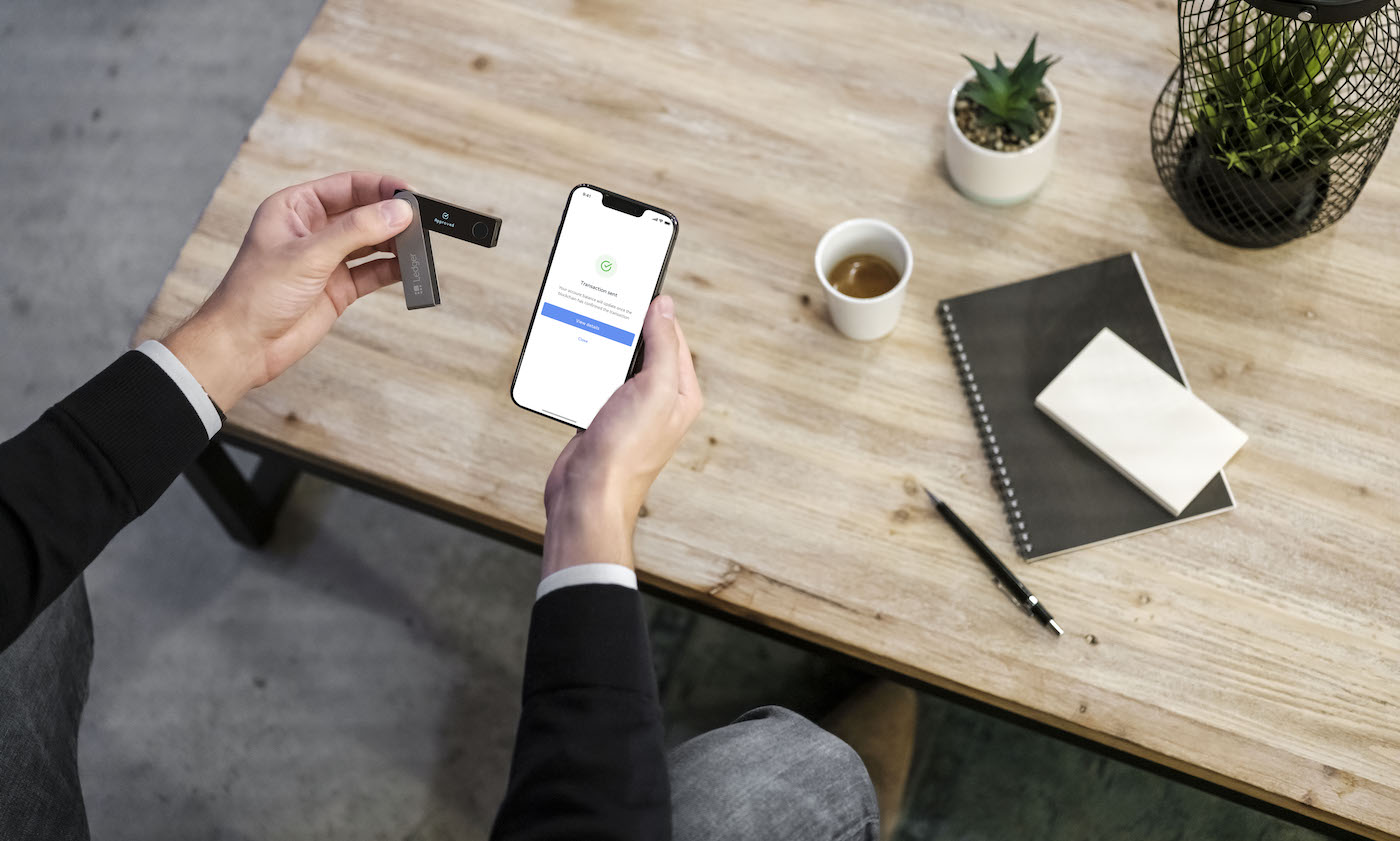 Utiliser le portefeuille matériel Ledger avec les applications mobiles décentralisées (dApps)